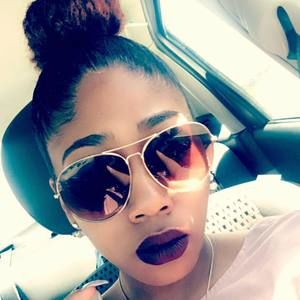 Meet your Posher, Angela